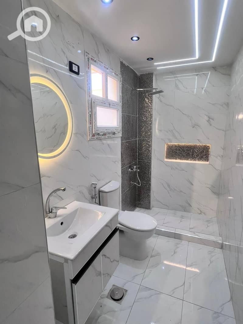 A stunning apartment at a special price and a unique location with a sea view. - Ansicht 5