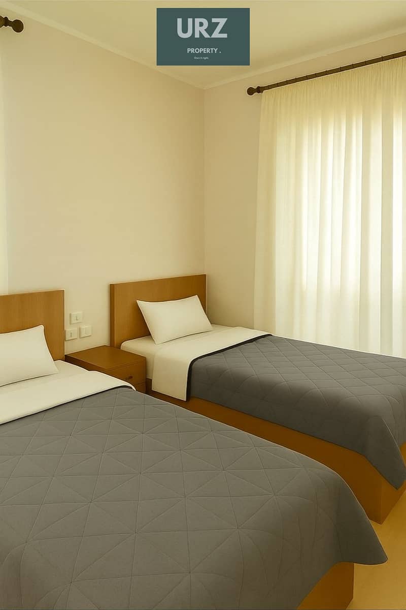 Lowest price 2bedroom lagoon view chalet fully finished with A/C for sale in Silver Sands Sidi Heneish North Coast near Beit El Bahr Almaza Bay - Widok 4
