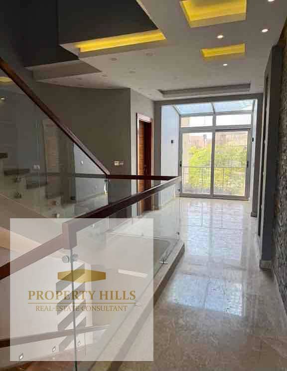 A fully finished villa in the heart of the Fifth Settlement, Patio Town is a compound of villas only with a landscape view next to the American University, La Vista. - Bild 4