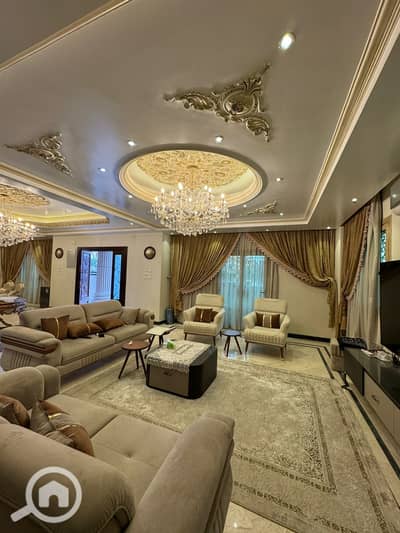 10+ Beds Villa for Sale in Obour City, Cairo - 336306. jpg