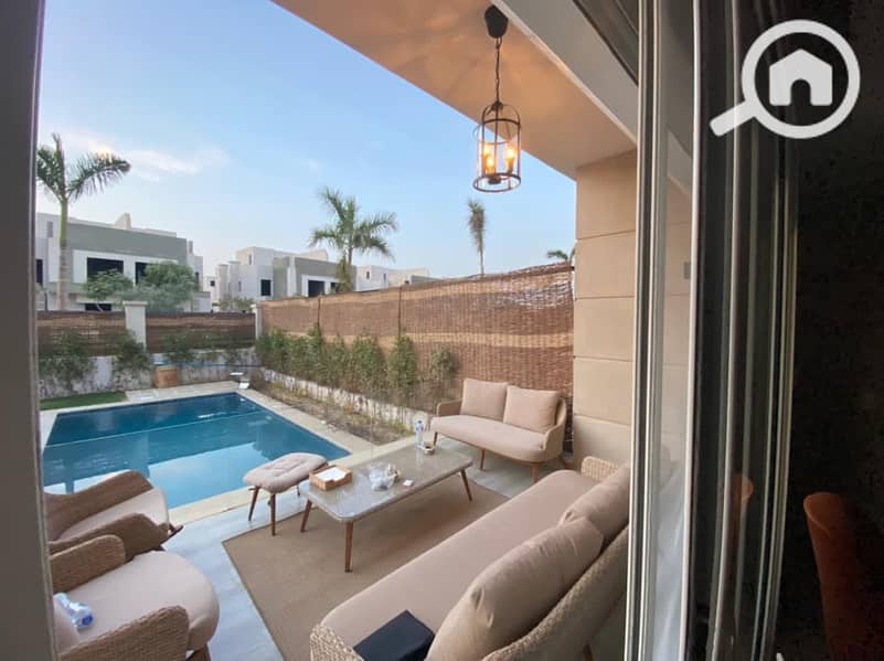 For sale at Atrio Sheikh Zayed ultra-modern twin house with private swimming pool - Widok 2