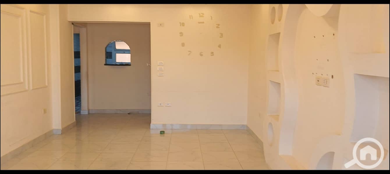 Apartment for rent on the third floor without an elevator next to Magisty Al-Khomail School, Sheikh Zayed - Widok 2