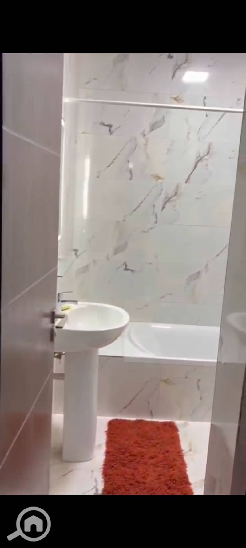 24 1001468906. jpg