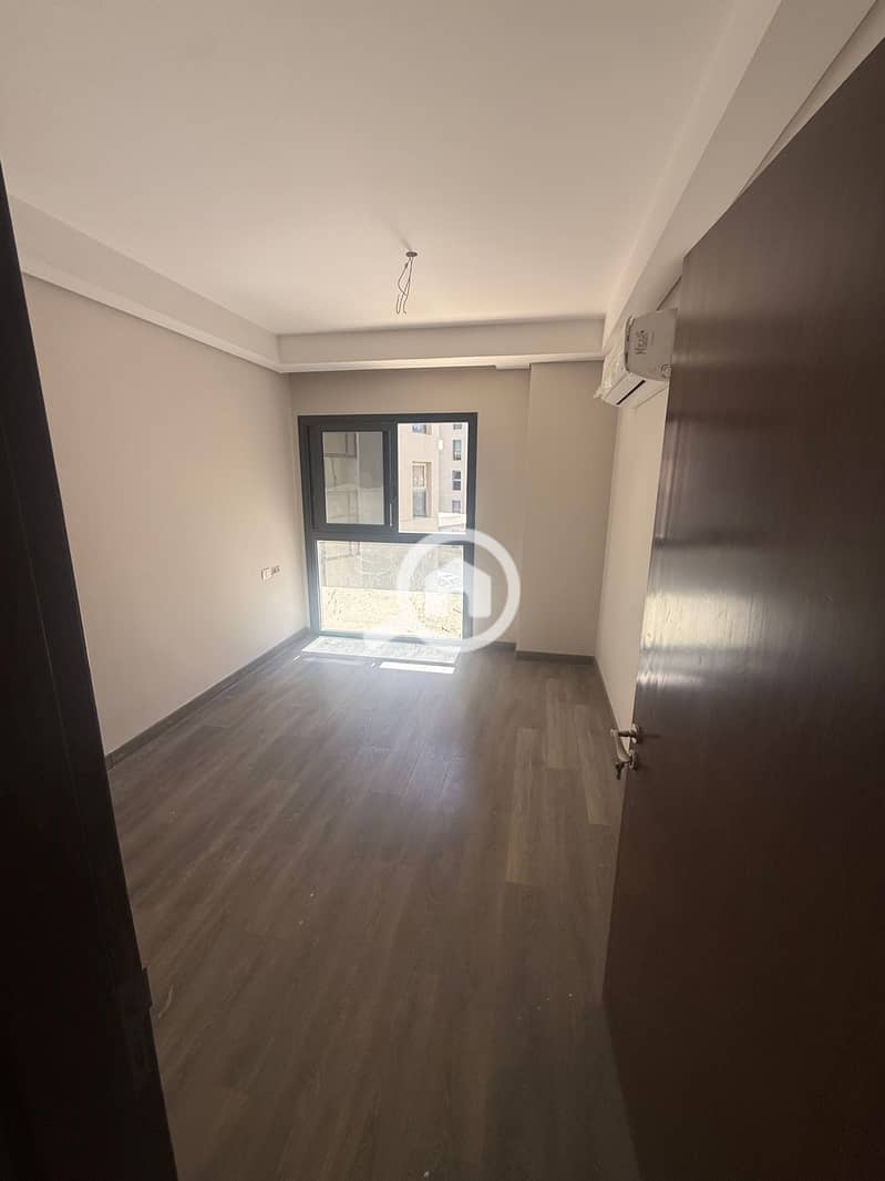 Zed west , sheikh zayed city – další