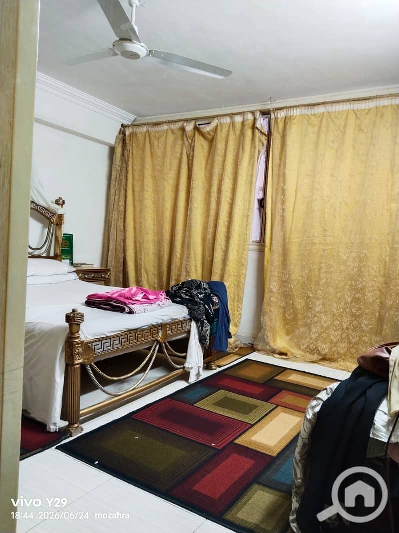 Apartment for quick sale at a bargain price—135 sqm, super-lux finish—located in the private residential buildings area of Zahraa Nasr City. - Więcej