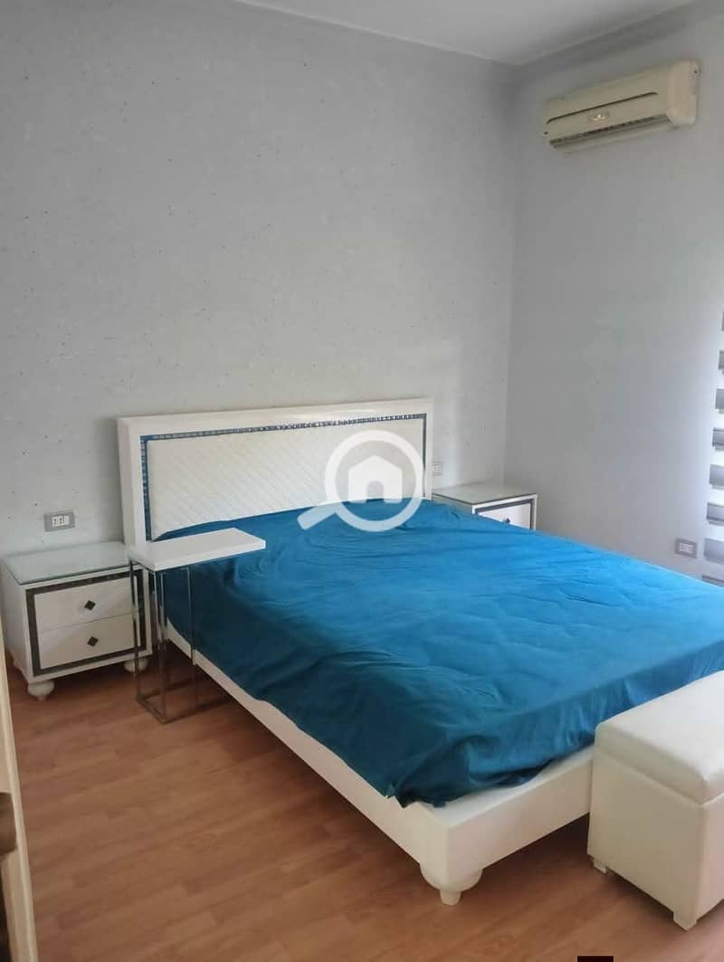 For sale, Townhouse Model B1, in a prime location near services, the club, and the commercial market. - Więcej