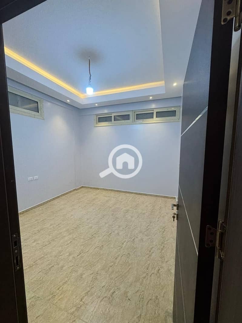 Apartment for rent in the Fifth Settlement in the third villas neighborhood, close to services, first occupancy. - Vista 4