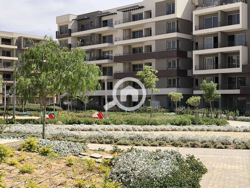 Apartment 150 sqm for Sale in Palm Hills New Cairo | Core & Shell | Prime Location – pohled 4