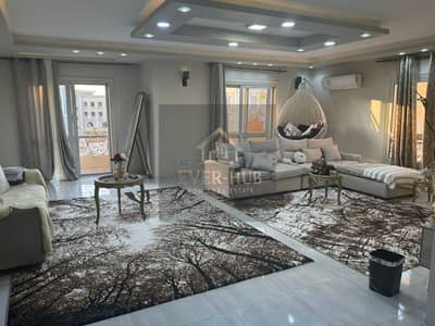 شقة 3 غرف نوم للايجار في الشيخ زايد، الجيزة - 5f74eed3-6ac0-493e-923e-7b625c94da14. jpg