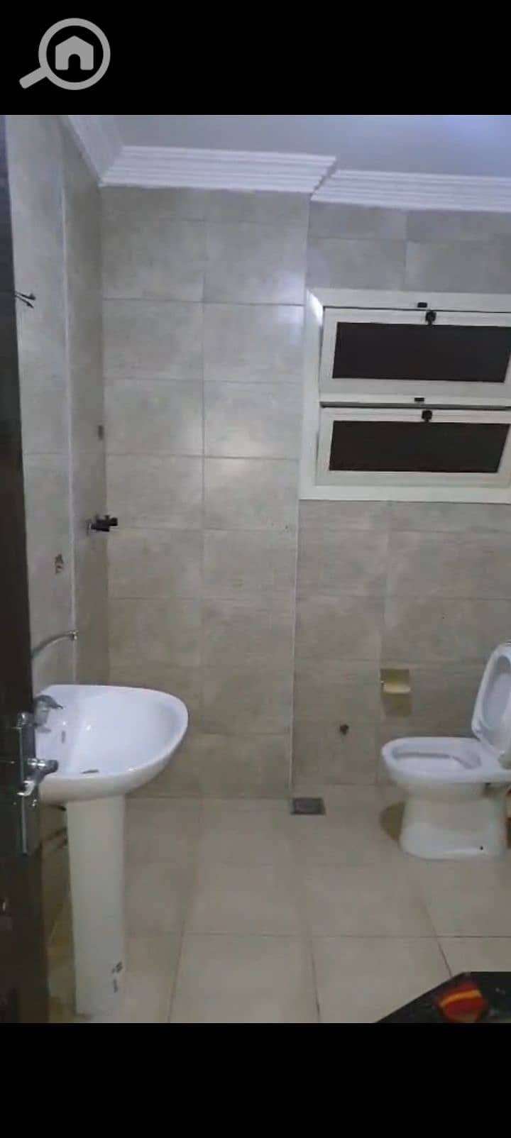 8 1000363294. jpg