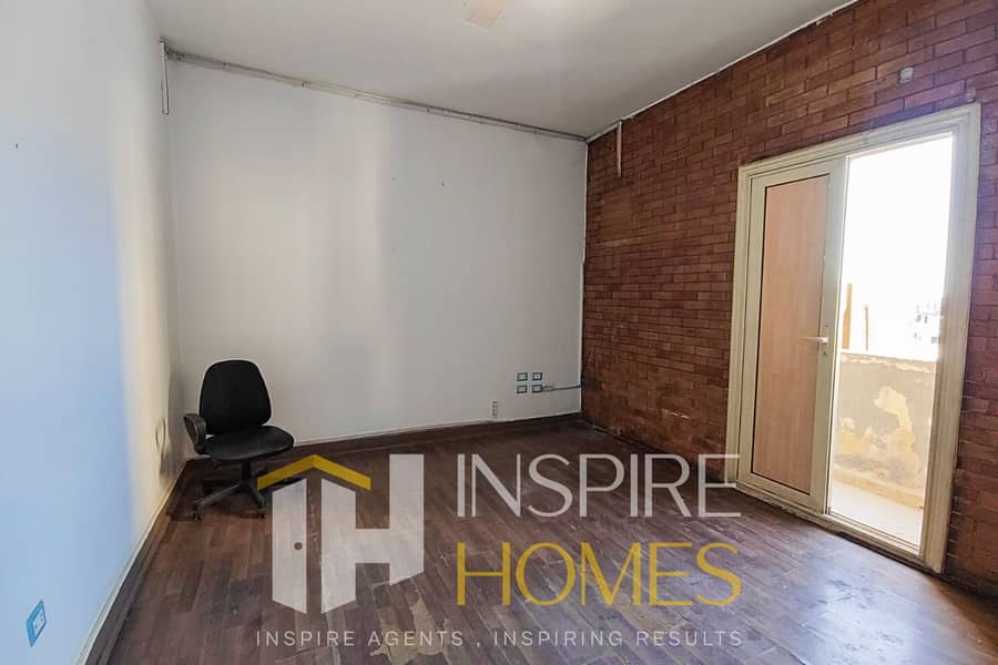Administrative office for rent with a direct sea view - Widok 6