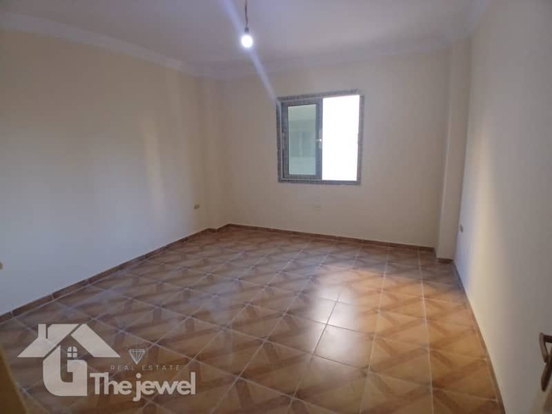 Apartment for Rent | 1st Floor | Luxury Finishing | Master Bedroom | First Occupancy | Amn Al-Aam Compound | First Settlement - Bild 6