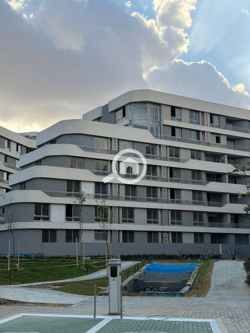 Ready-to-Move Apartment in Mostakbal City Facing Madinaty with 30% Discount for a Limited Time - Widok 2