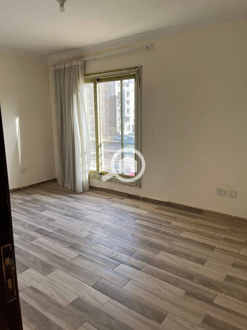 Resale with full installments at very speical price 3,750,000 in the most distinguished location in the Janna October compound. - Ansicht 3