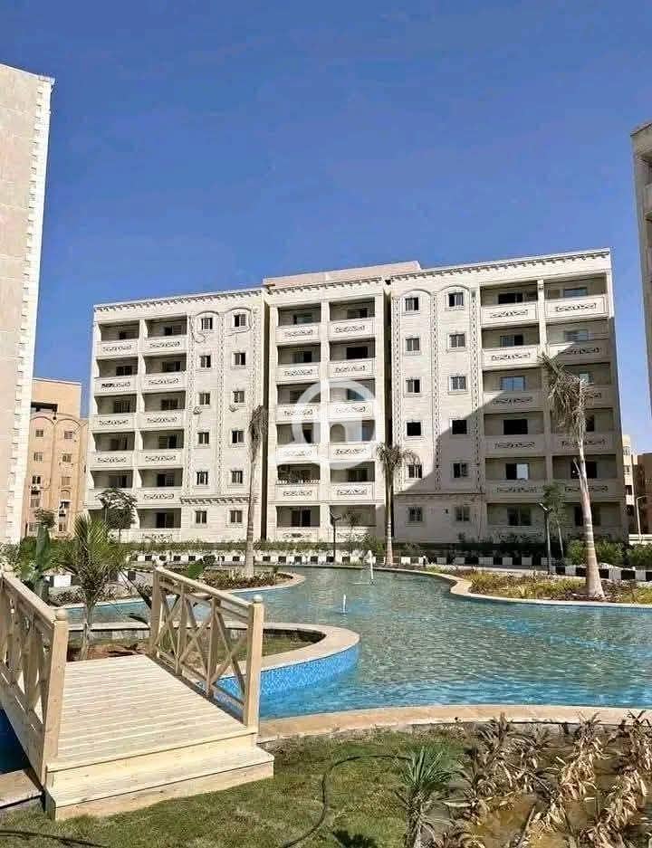 A stunning apartment of 100 sqm with immediate delivery, 2nd floor (two bedrooms and 2 bathrooms) for 2,300,000 EGP in Green Town Compound, which has complete services, 24-hour security, and smart systems. - Widok 3