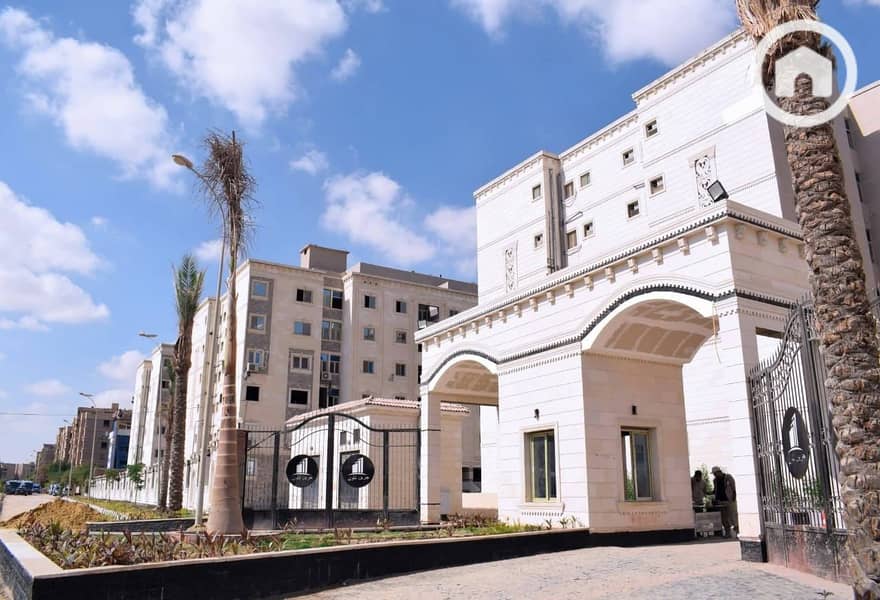 A stunning apartment of 100 sqm with immediate delivery, 2nd floor (two bedrooms and 2 bathrooms) for 2,300,000 EGP in Green Town Compound, which has complete services, 24-hour security, and smart systems. - Widok 4