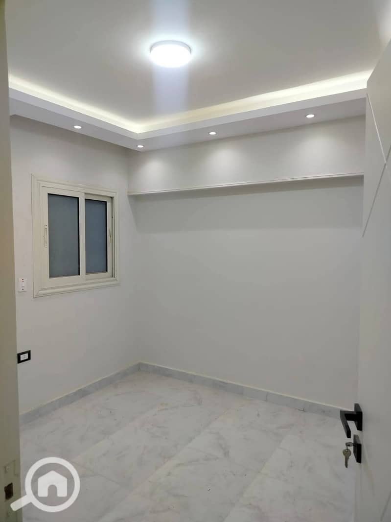 A stunning apartment of 100 sqm with immediate delivery, 2nd floor (two bedrooms and 2 bathrooms) for 2,300,000 EGP in Green Town Compound, which has complete services, 24-hour security, and smart systems. - Widok 6