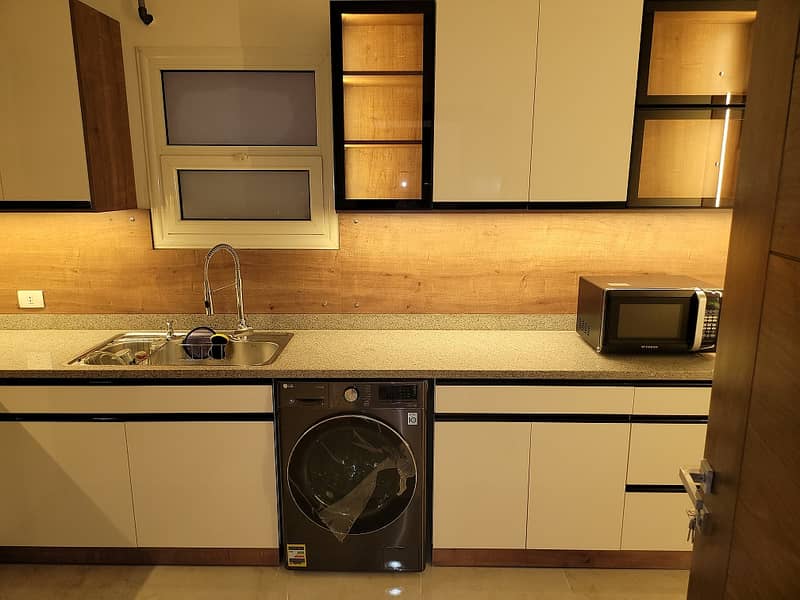 Fully finished Apartment Next to the AUC New Cairo in 90 Aveneu - Widok 3