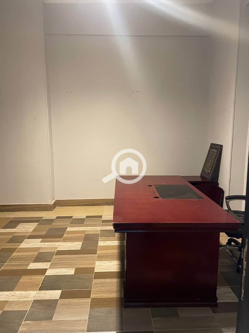 Administrative office for rent 170m ground floor with private entrance near Kentucky Fried Chicken. - Aanzicht 6