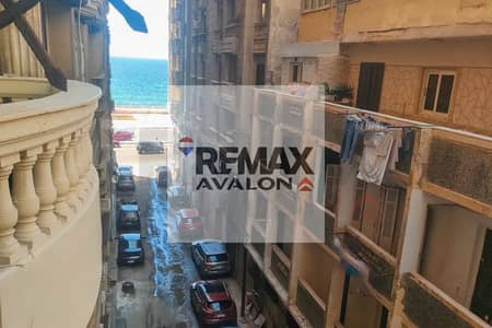 3 Bedroom Flat for Sale in Laurent, Alexandria - 1. jpg