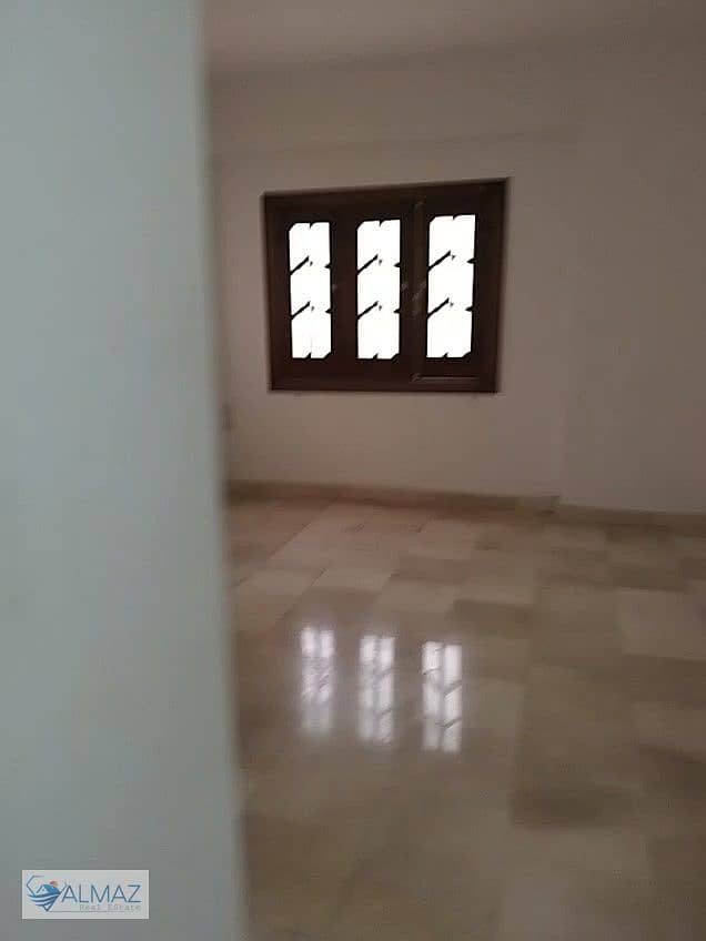 Unfurnished 180 sq m apartment for rent in Al Banafseg Buildings, First Settlement, near main roads. - Widok 5