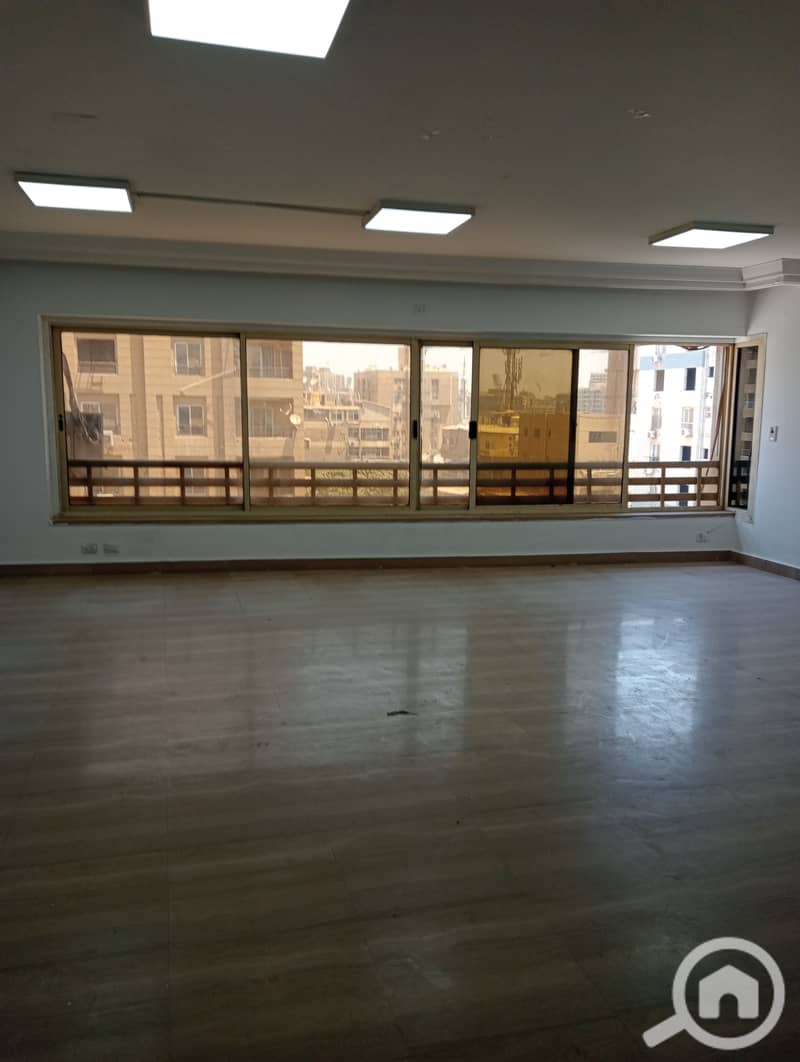 Administrative headquarters for rent, 500 square meters on a main street in Dokki – další