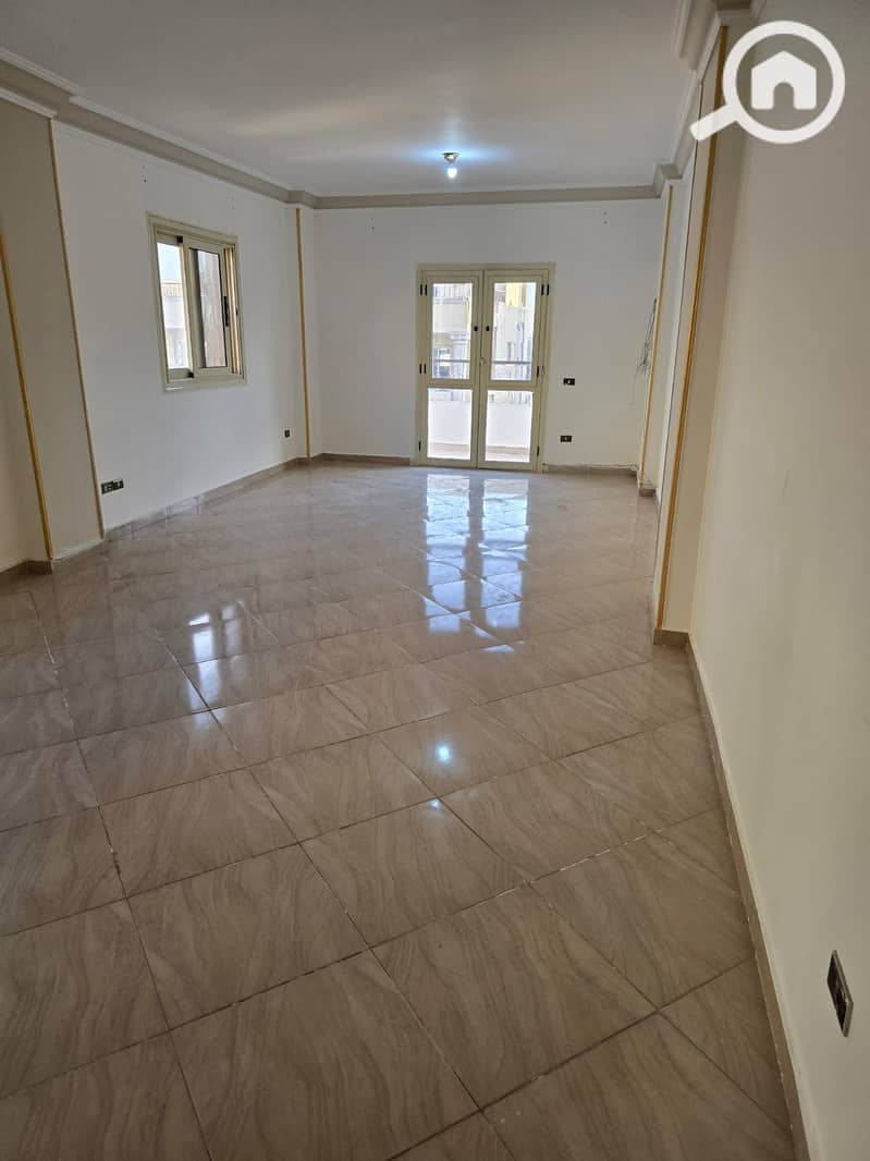 Apartment for rent with kitchen in Sheikh Zayed District 5 - Aanzicht 3
