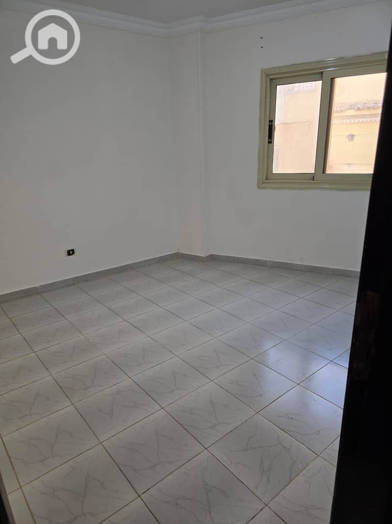 Apartment for rent with kitchen in Sheikh Zayed District 5 - Aanzicht 4