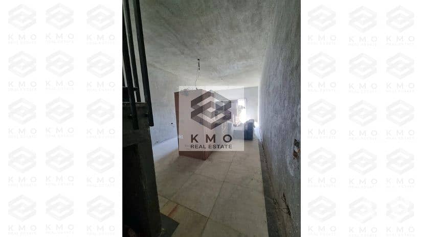 Penthouse for sale 228m + 125m roof directly on the view 80% finishing in Galleria compound – pohled 3