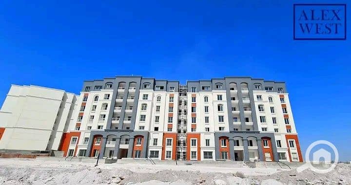 When you find an apartment of 217 square meters with 4 bedrooms inside Alex West and with only a 5% down payment... then you must stop and think! – pohled 6