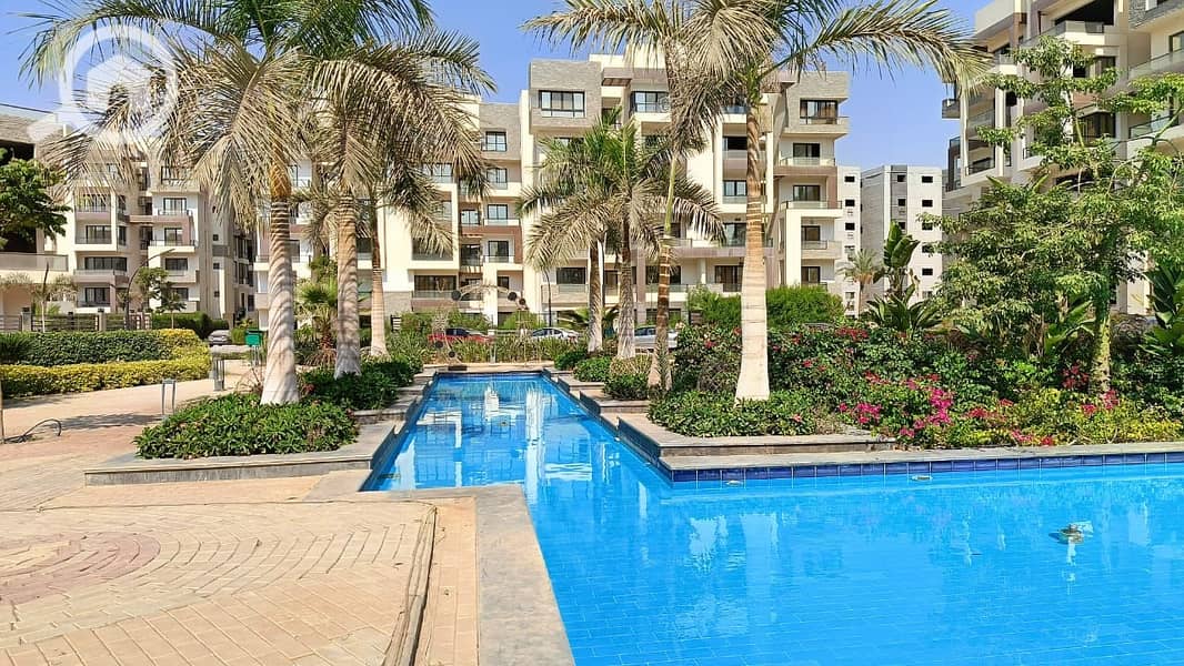Resale APT , 4BR , 203 m RTM , prime location , in compound Astoria Park , lowest price in hadayek oct required 4 million & 550k EGP only - Bild 5