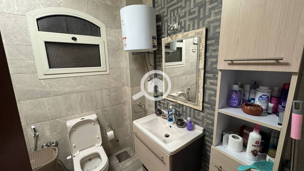 Super Lux Apartment for Sale in First District Villas, Fifth Settlement, New Cairo. - Mehr