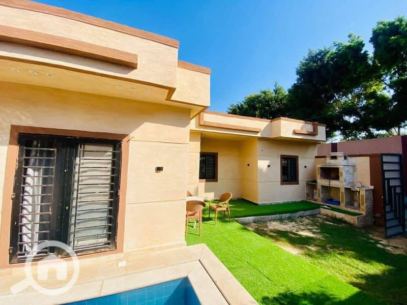 Luxury villa for sale in King Mariout - Prime location + complete privacy. - Aanzicht 3