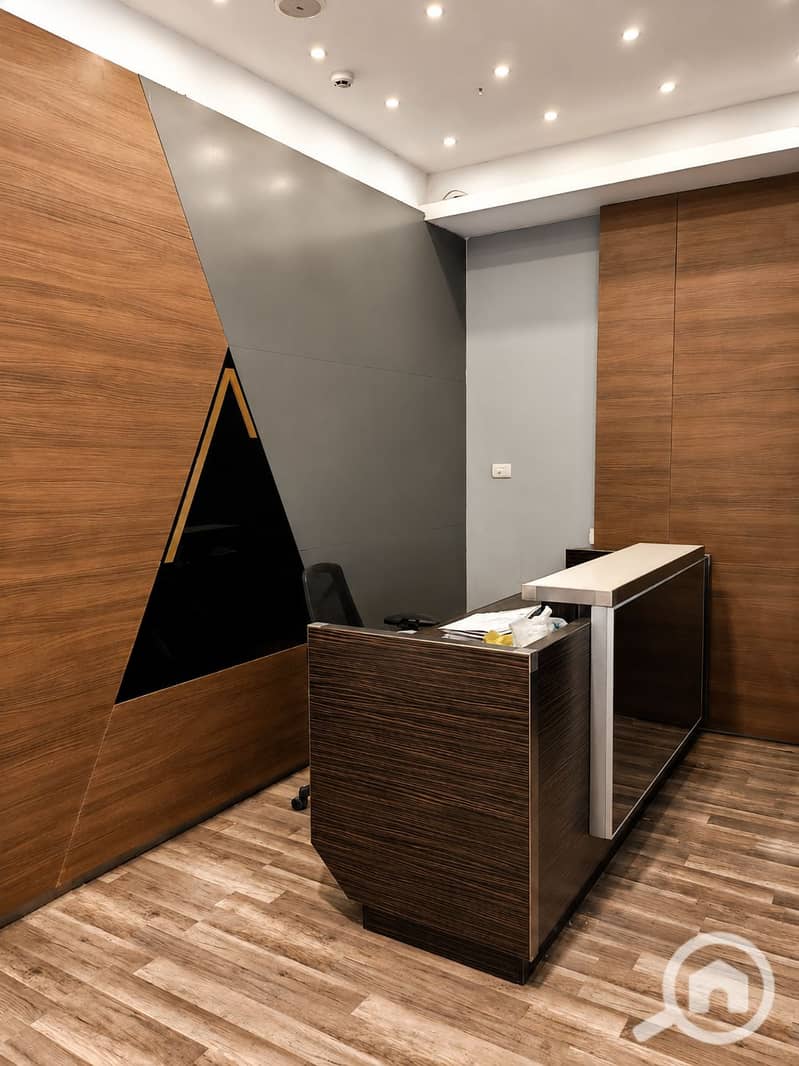 Office for rent for companies, fully finished and air-conditioned, in Al Tagamo' Al Khames, with an area of 220 square meters. - Widok 4