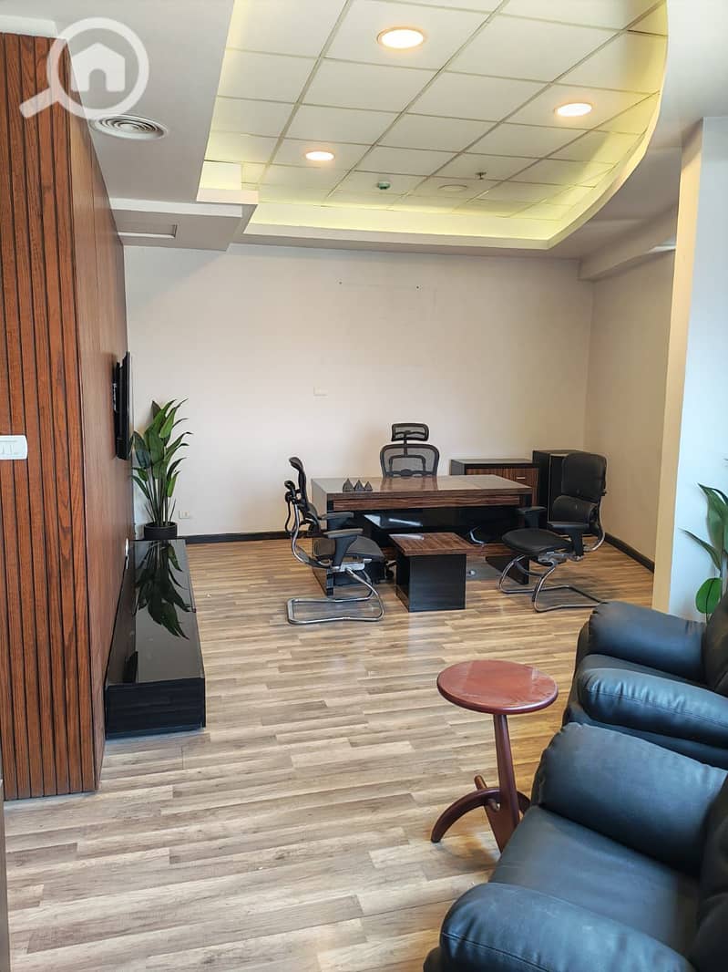 Office for rent for companies, fully finished and air-conditioned, in Al Tagamo' Al Khames, with an area of 220 square meters. - Więcej
