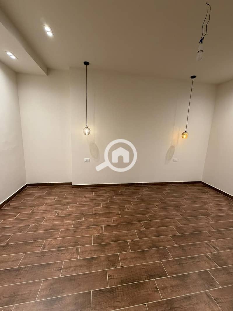 Apartment for rent in Sky Condos Sodic compound with ultra super lux finishing in Fifth Settlement close to Golden Square and Mivida compound - Widok 6