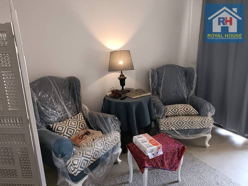 100 sqm apartment for sale in Celia by Talaat Moustafa, New Capital, super lux finishing, open view, fully furnished and ready to move in. - Więcej