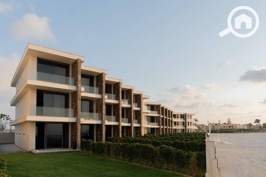 First row beach chalet for sale in Dayz Alamein | 151m | Immediate delivery | Fully furnished – pohled 2