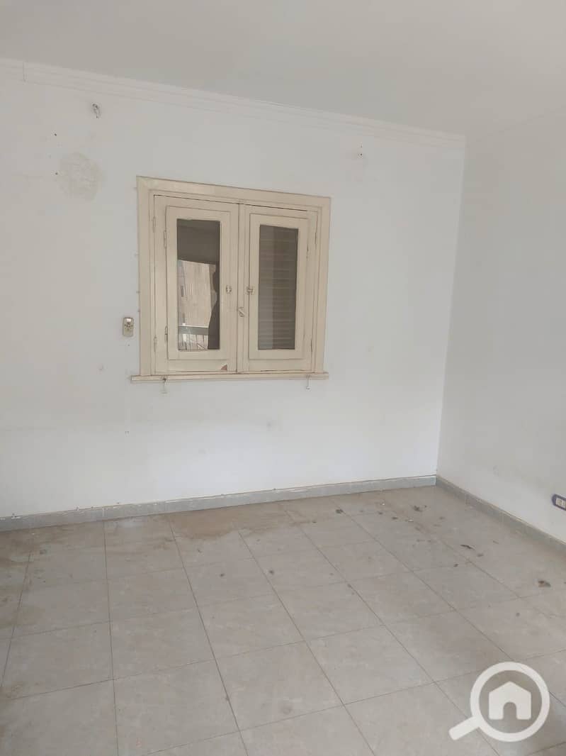Apartment for rent – Nasr City, Tawfik Buildings – overlooking Khidr Al-Tuni Street and near the Al-Astad Metro Station. - Mehr