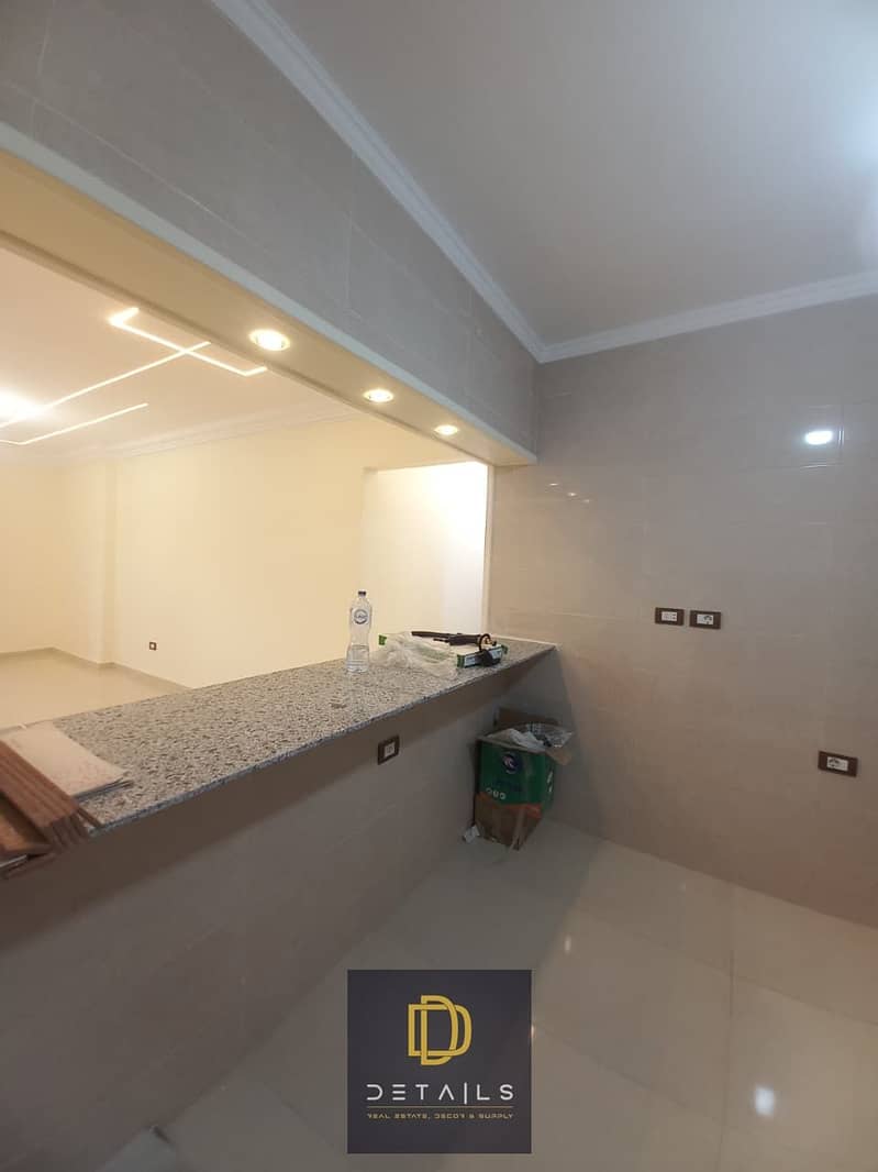 Brand-new unfurnished apartment for rent with Ultra Super Lux finishing, chandeliers, and a partial kitchen, in a prime location close to all services - Bild 4
