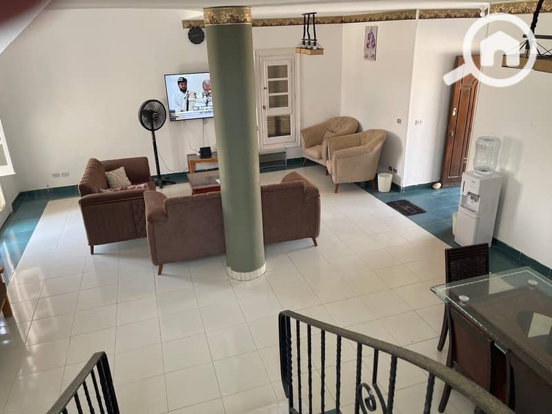 A very distinctive villa by the sea for rent directly from the owner in Diamond Beach Village, Al-Sahil, K90, second row to the sea with a clear view of the sea. It has 4 bedrooms, all air-conditioned, and 4 bathrooms. A large garden with all services. Details and prices in the description. - Ansicht 6