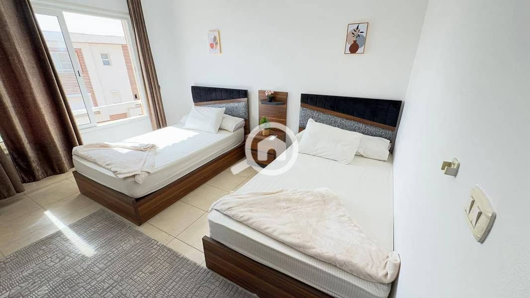Resale 3-bedroom furnished chalet for immediate delivery at Sea View, North Coast (Ras El Hekma) - Więcej