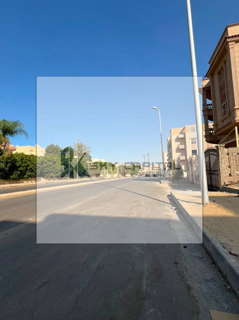 Roof for sale in the fifth neighbourhood – pohled 2