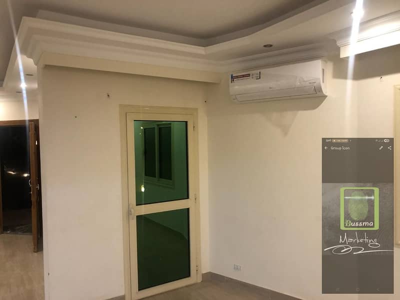 Apartment for rent with kitchen, air conditioning, and a private garden in the 8th district, Sheikh Zayed. High-end finishing. – pohled 5