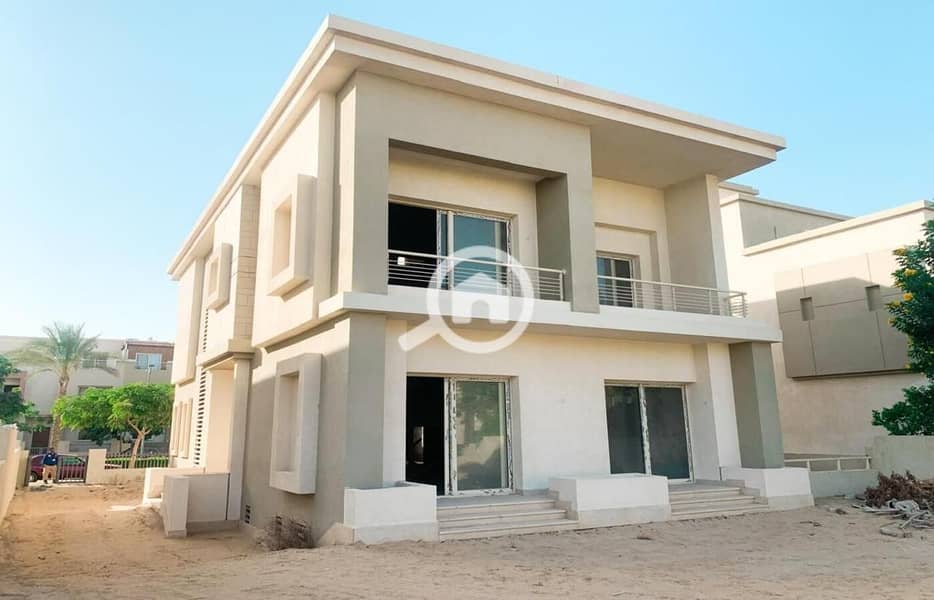 5-bedroom villa for sale in CFC, Fifth Settlement – ready for immediate handover and fully finished. - Widok 2