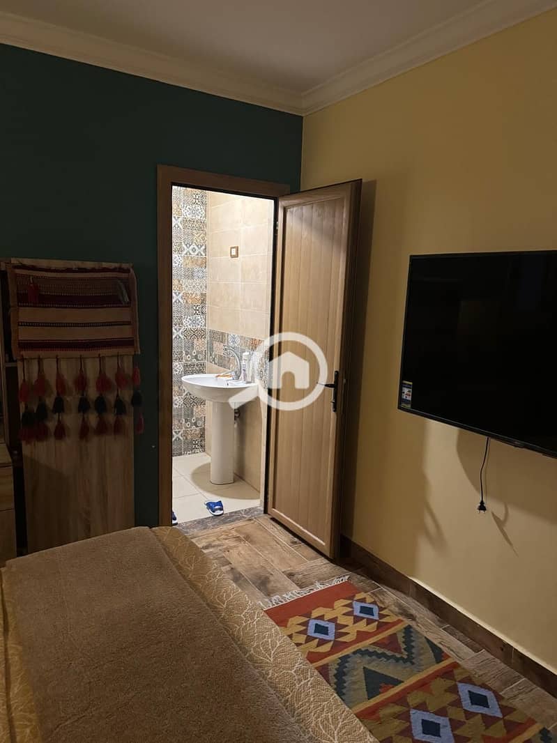 Furnished apartment for rent in Sungate, Degla Division, next to Wadi Degla ClubArea: 125 sq mConsists of 2 bedrooms, 2 bathrooms, reception, and kitc – pohled 3