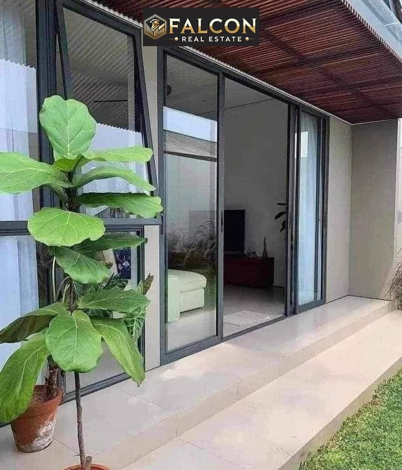Last standalone villa at the company's lowest price,with open views & full privacy, in The Crest, New Cairo, opposite Hyde Park, Mivida&Katameya Dunes - Aanzicht 3