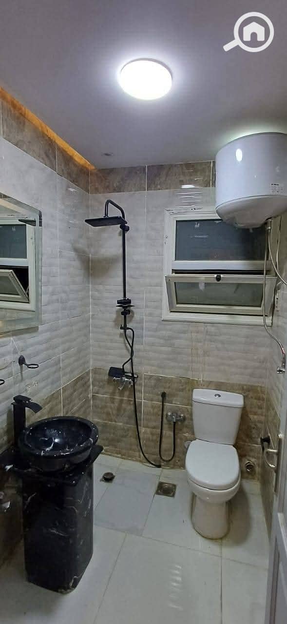 4 1000544740. jpg