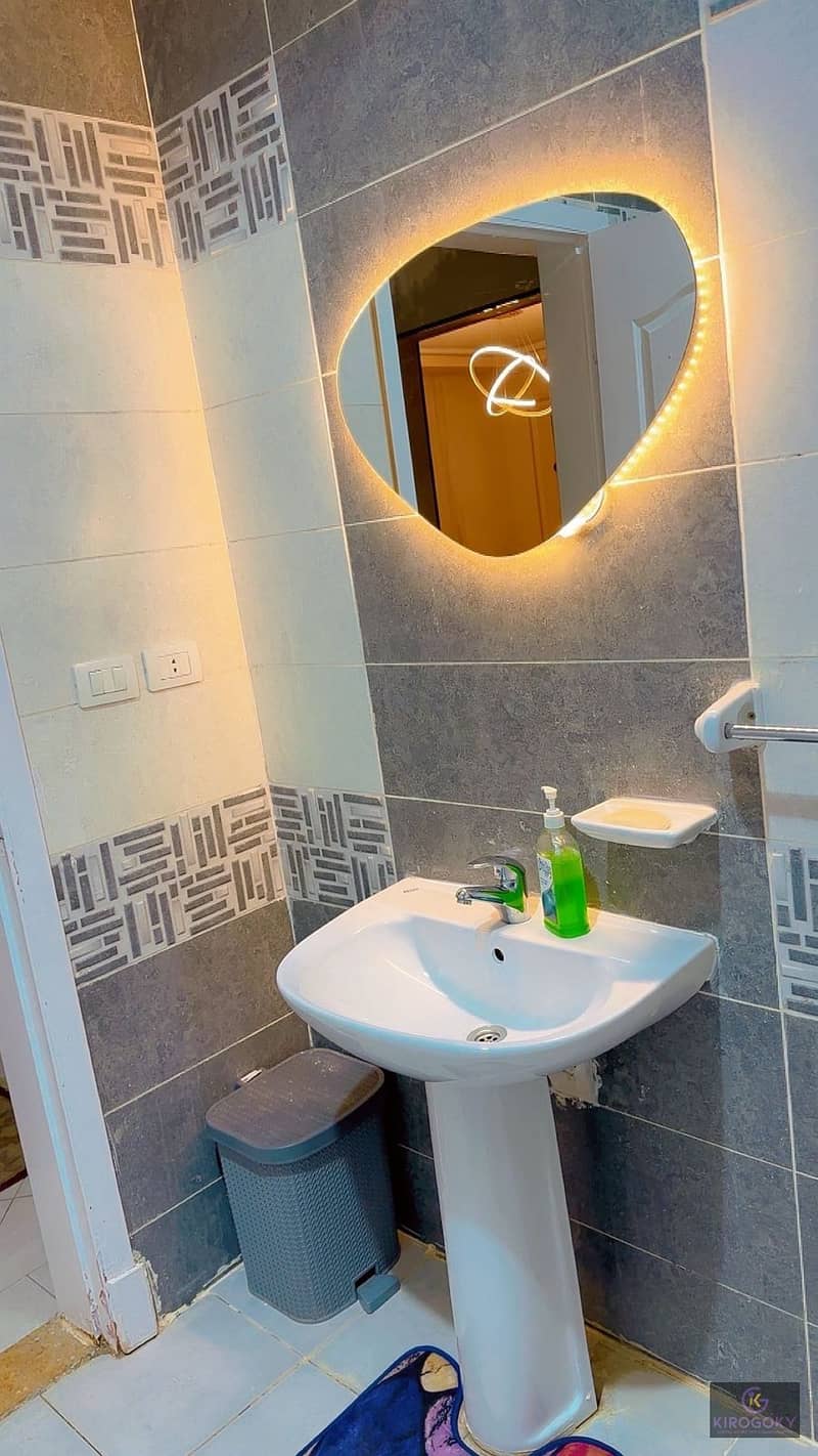 Apartment in a very prime location with an open sea view, Zone 8 for sale in Gardenia City Compound, Nasr City - Mehr