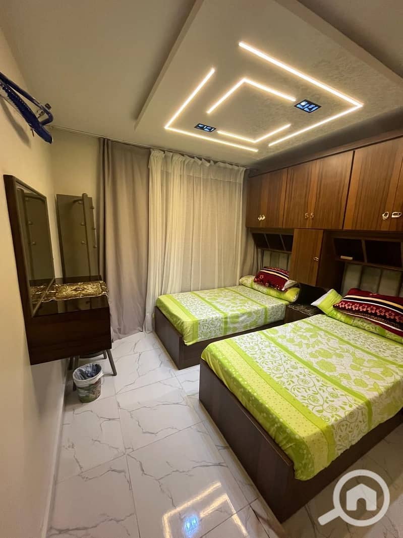 4 1000482336. jpg